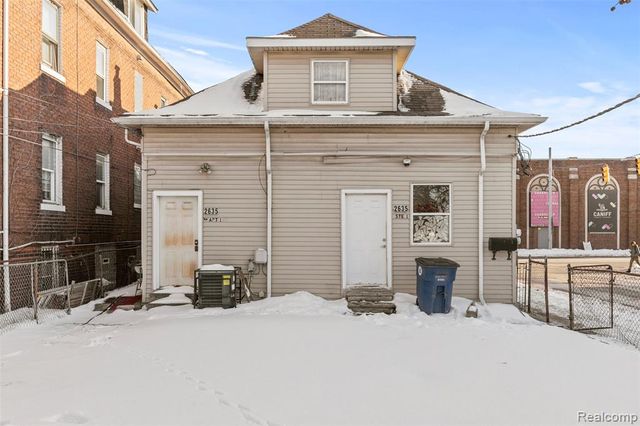 2635 Caniff Street, Hamtramck, MI 48212