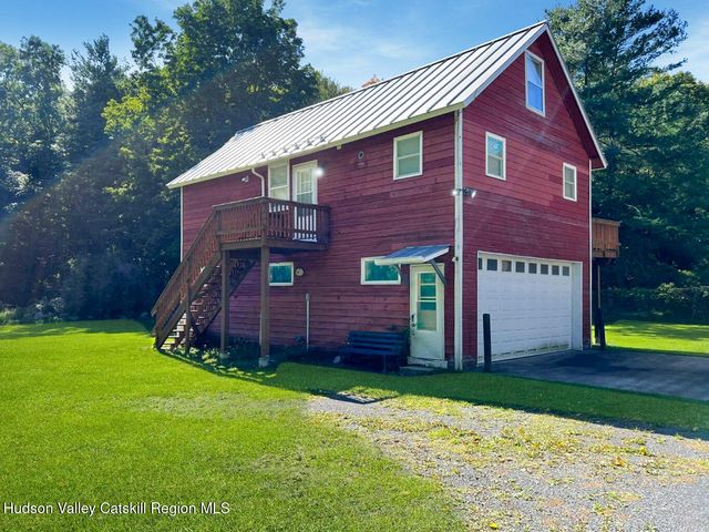 60 Anthony Street, Hillsdale, NY 12529