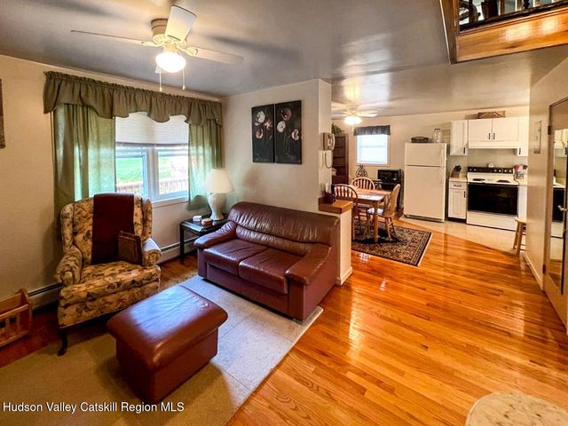 60 Anthony Street, Hillsdale, NY 12529