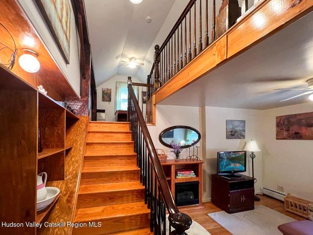 60 Anthony Street, Hillsdale, NY 12529