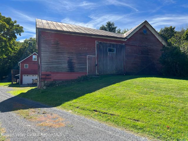 60 Anthony Street, Hillsdale, NY 12529