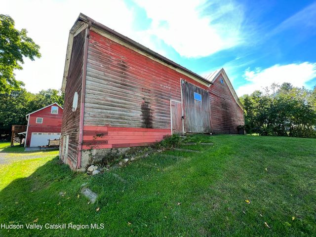 60 Anthony Street, Hillsdale, NY 12529