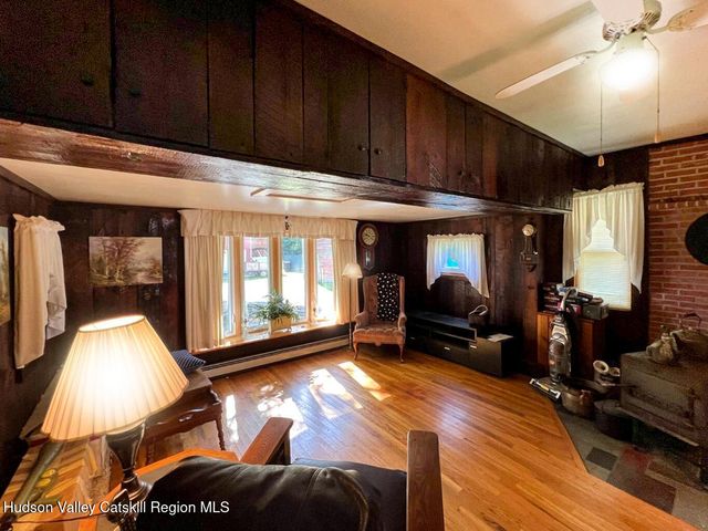 60 Anthony Street, Hillsdale, NY 12529