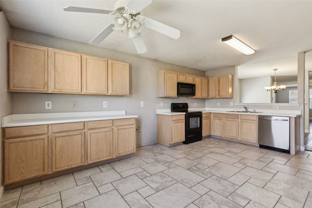 6109 Highfield Park, Denton, TX 76210