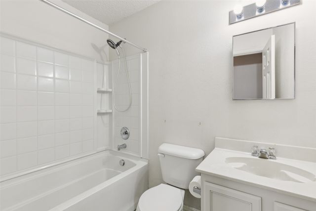 6109 Highfield Park, Denton, TX 76210