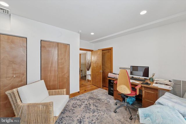 1412 S BROAD ST, Philadelphia, PA 19146