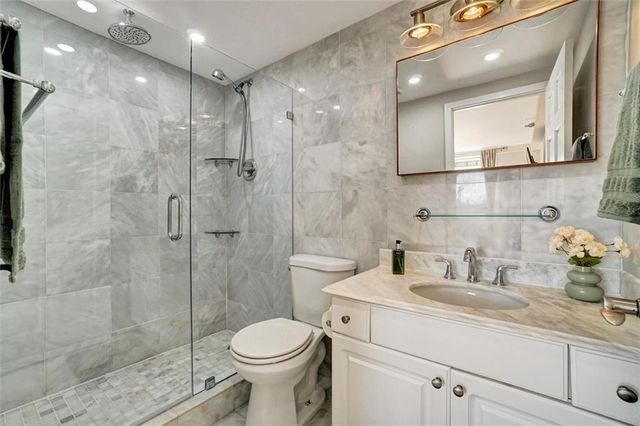 2479 Peachtree Road NE 1117, Atlanta, GA 30305