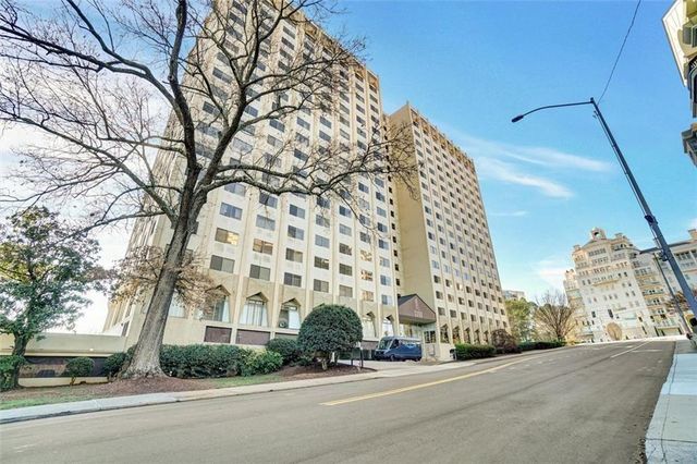 2479 Peachtree Road NE 1117, Atlanta, GA 30305