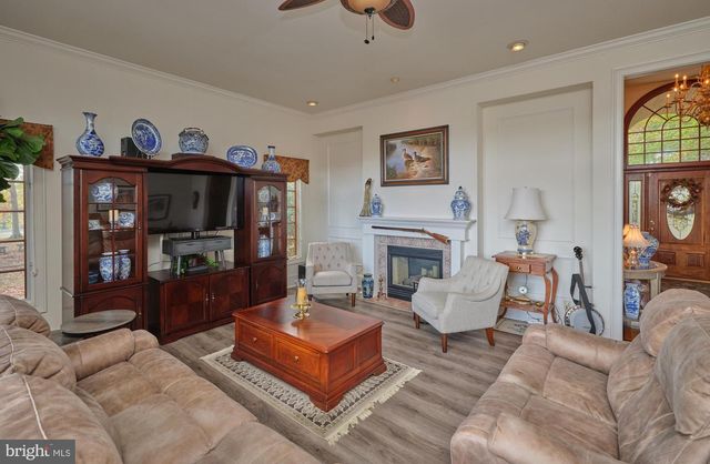 137 WELLS RD, Doylestown, PA 18901