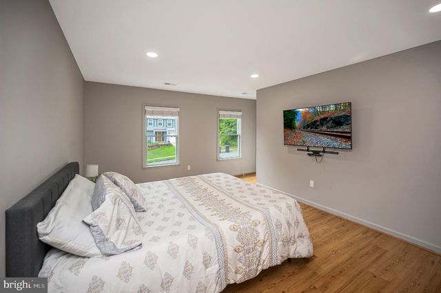 4204 AVON DR, Dumfries, VA 22025