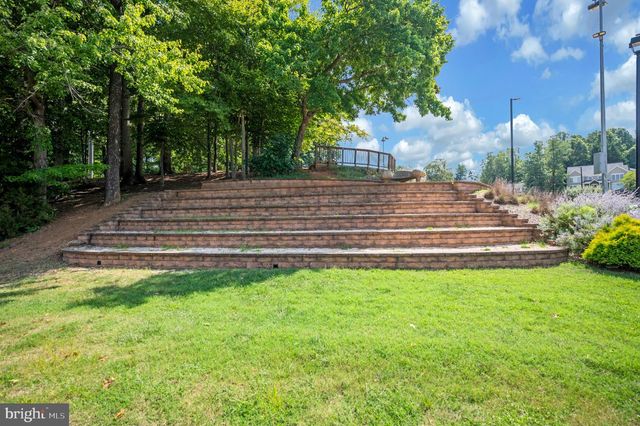 4204 AVON DR, Dumfries, VA 22025