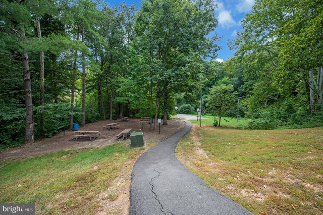 4204 AVON DR, Dumfries, VA 22025