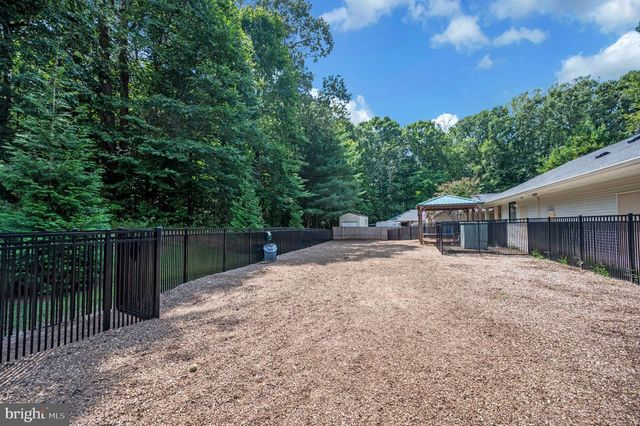 4204 AVON DR, Dumfries, VA 22025