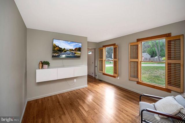 4204 AVON DR, Dumfries, VA 22025