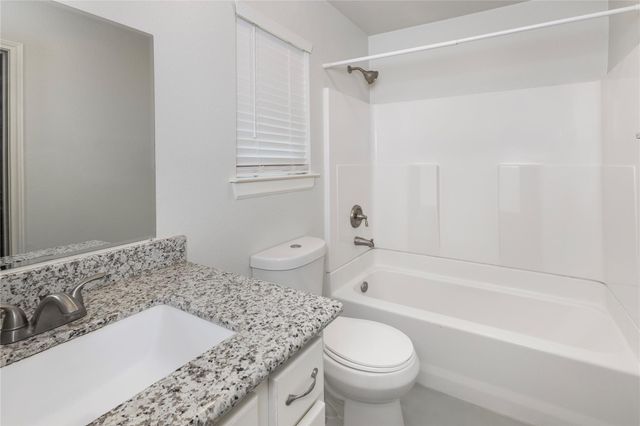 634 Luke Street B, Dayton, TX 77535