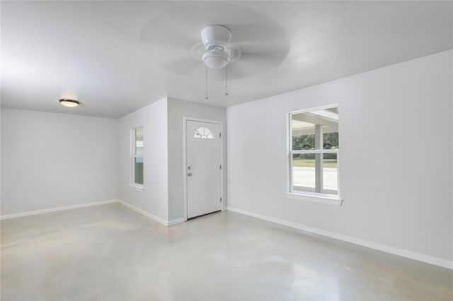 634 Luke Street B, Dayton, TX 77535