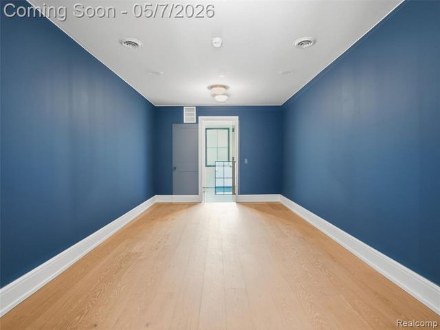 41225 Belvidere Street, Harrison Twp, MI 48045