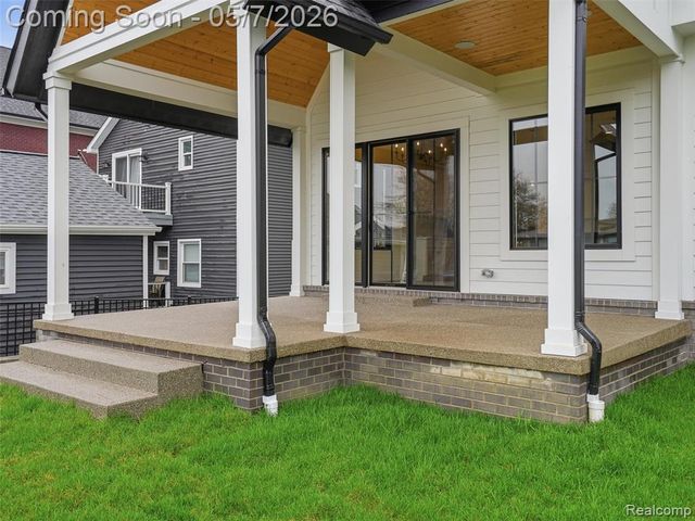 41225 Belvidere Street, Harrison Twp, MI 48045