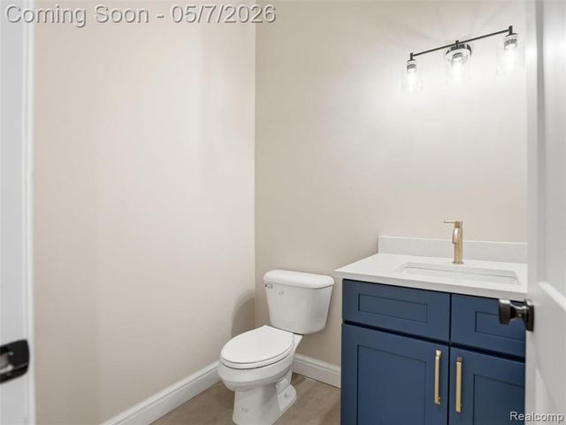 41225 Belvidere Street, Harrison Twp, MI 48045