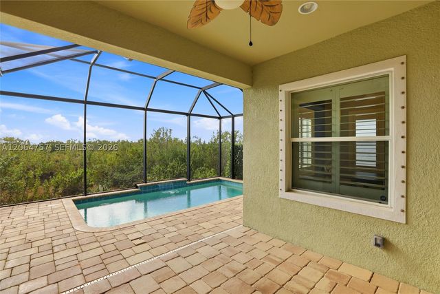 8554 Big Mangrove Dr, Fort Myers, FL 33908
