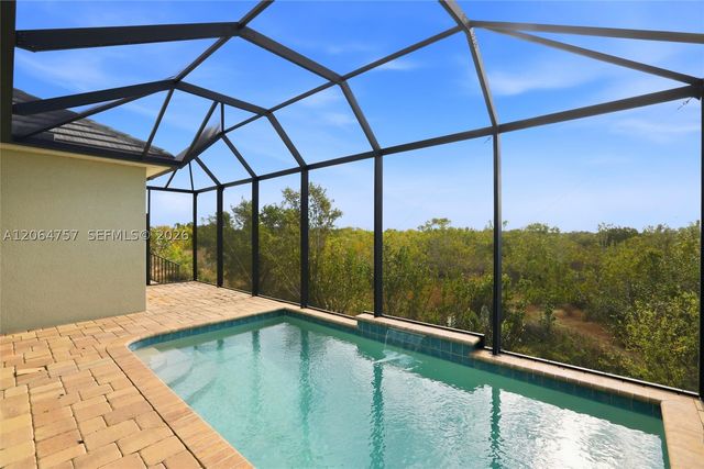 8554 Big Mangrove Dr, Fort Myers, FL 33908