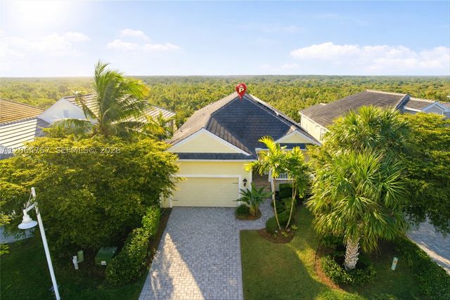 8554 Big Mangrove Dr, Fort Myers, FL 33908
