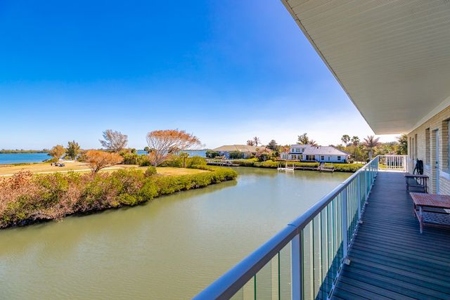 3520 Marthas Lane, Vero Beach, FL 32967