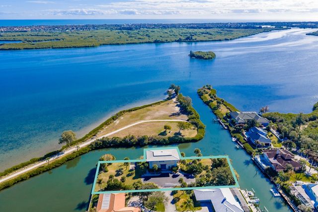 3520 Marthas Lane, Vero Beach, FL 32967