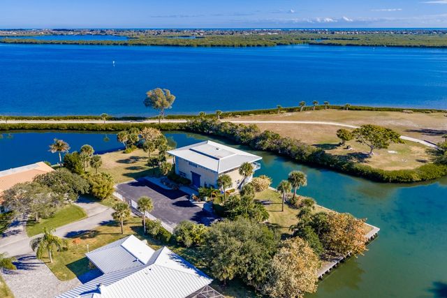 3520 Marthas Lane, Vero Beach, FL 32967