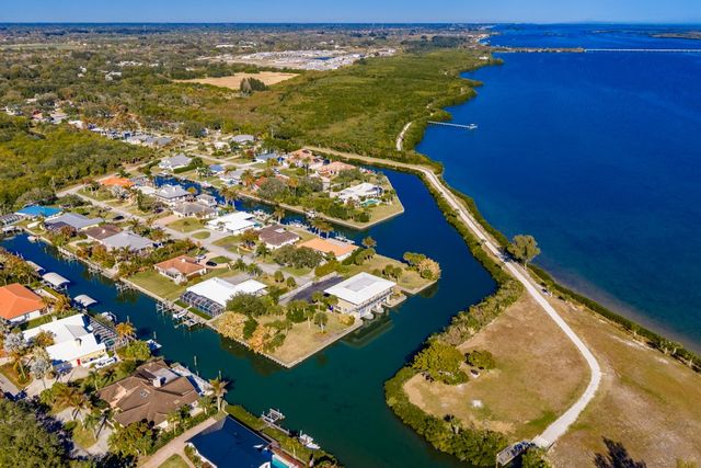 3520 Marthas Lane, Vero Beach, FL 32967