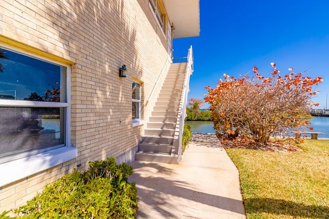 3520 Marthas Lane, Vero Beach, FL 32967