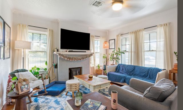 2401 Colonial Avenue, Waco, TX 76707