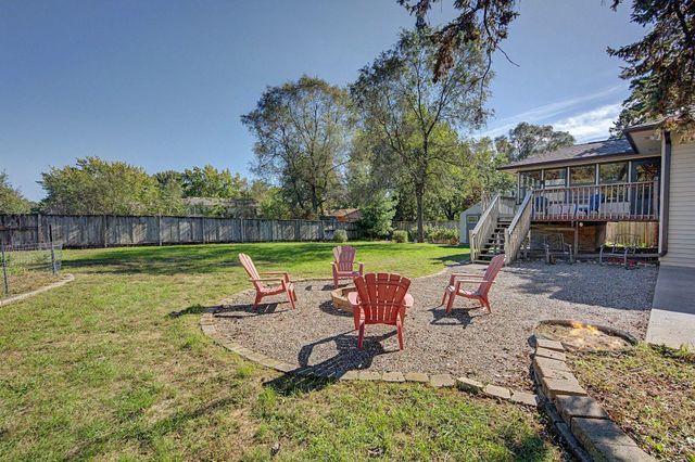 10496 Thrush Street NW, Coon Rapids, MN 55433