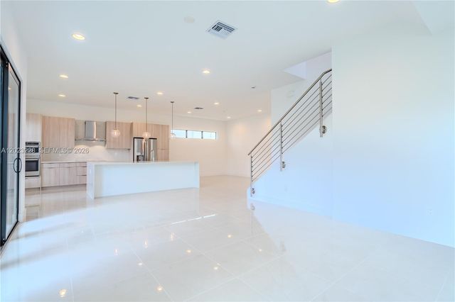 1427 SW 23rd St, Fort Lauderdale, FL 33315