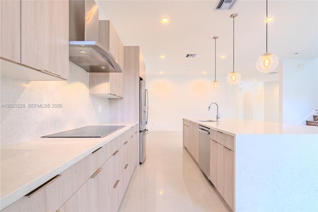 1427 SW 23rd St, Fort Lauderdale, FL 33315