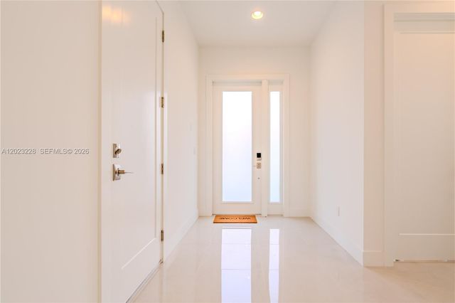 1427 SW 23rd St, Fort Lauderdale, FL 33315
