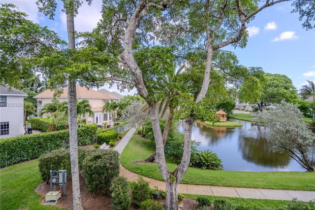 1427 SW 23rd St, Fort Lauderdale, FL 33315