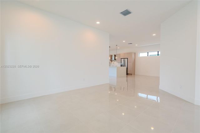 1427 SW 23rd St, Fort Lauderdale, FL 33315