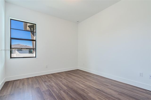 1427 SW 23rd St, Fort Lauderdale, FL 33315
