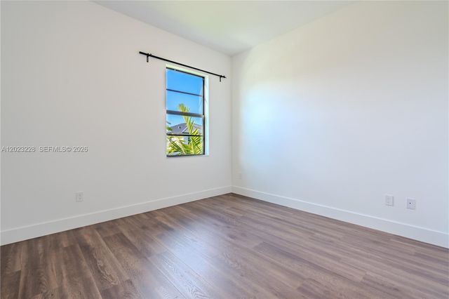 1427 SW 23rd St, Fort Lauderdale, FL 33315