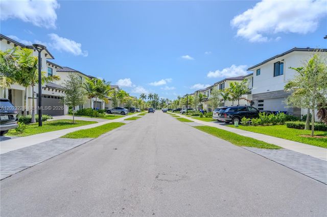 1427 SW 23rd St, Fort Lauderdale, FL 33315