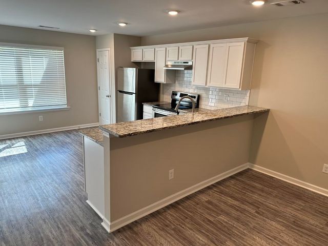 712 Keeshono Street 712, Union City, GA 30291