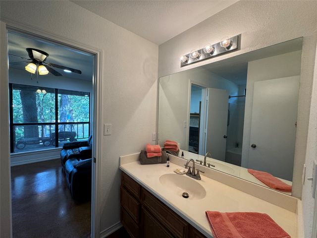 5320 Loma Vista, Malakoff, TX 75148