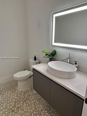 7830 SW 117th St, Pinecrest, FL 33156