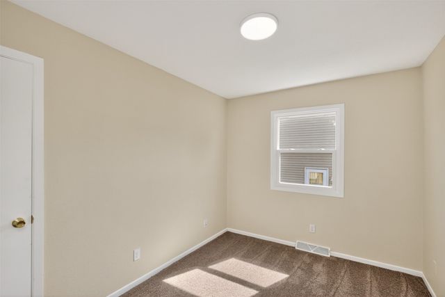 5313 SW 10th Street, Des Moines, IA 50315