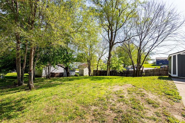 5313 SW 10th Street, Des Moines, IA 50315