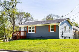 5313 SW 10th Street, Des Moines, IA 50315