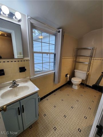 2673 Belvoir Boulevard, Shaker Heights, OH 44122