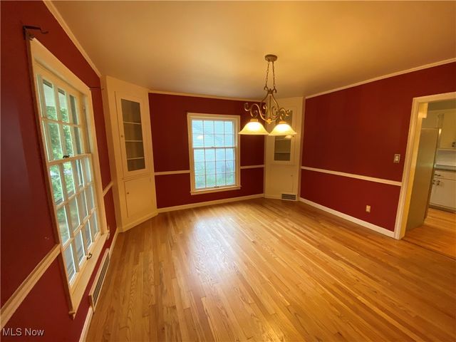 2673 Belvoir Boulevard, Shaker Heights, OH 44122