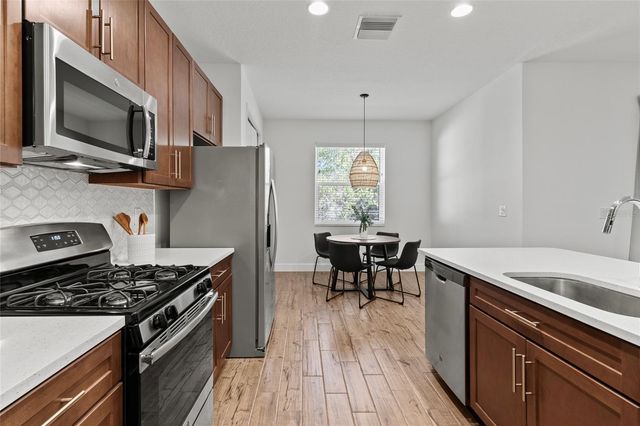 20009 HIDDEN GLEN DRIVE, Land O Lakes, FL 34638